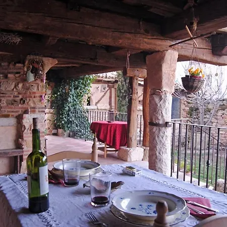 The Birdsong Country House Holiday home
